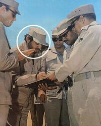 خليفة بن زايد آل نهيان مع الجيش المصري أثناء حرب اكتوبر 1973