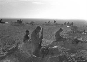 Israeli troops in sinai war.jpg