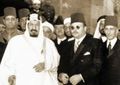 الملك فاروق مع الملك السعودي عبد العزيز آل سعود أثناء زيارته لمصر.