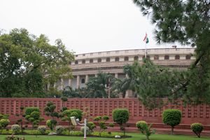 alt=قاعات سنساد بهاڤان، مقر برلمان الهند. This is a view of Sansad Bhavan, seat of the Parliament of India