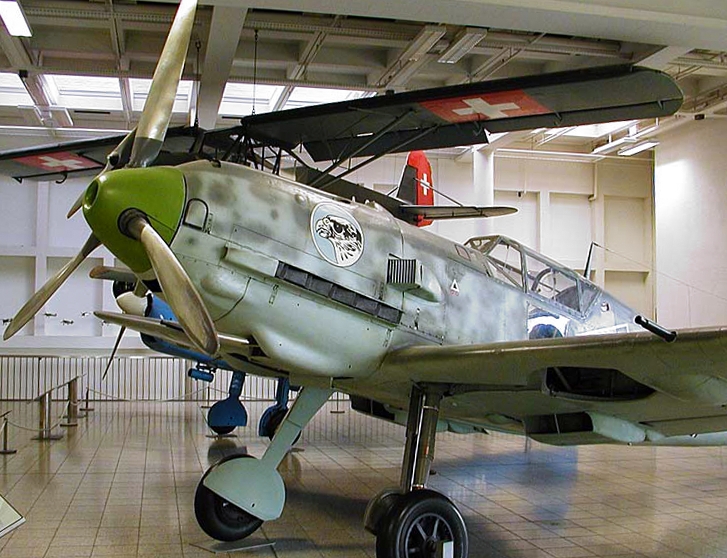 ملف:Messerschmitt Bf 109E.jpg