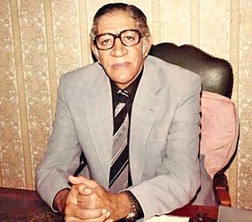 صورة شخصية نعمان عاشور.jpg