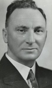 ملف:Edward Brooker.jpg