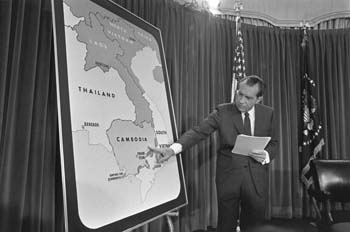 ملف:Nixon Cambodia.jpg