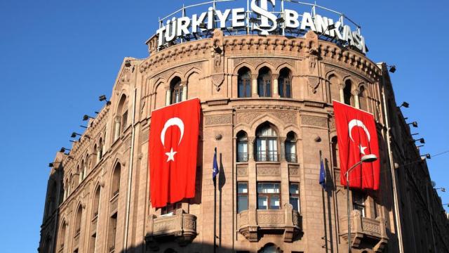 ملف:مبنى البنك المركزي التركي.jpg