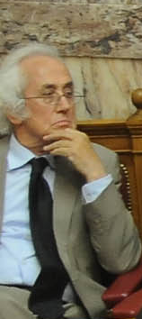 ملف:Antonis Roupakiotis.png