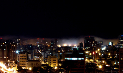 ملف:QuitoNochevista-1-.jpg
