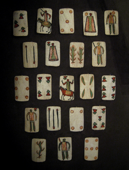 ملف:Western or chiri apache playing cards NMAI.jpg
