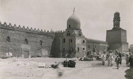 ملف:Old Photo of Al Hakim Mosque.jpg
