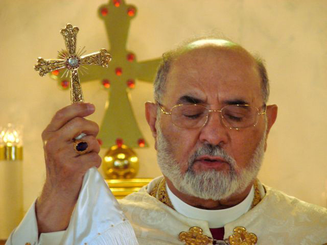 ملف:Assyrian Patriarch Dinkha IV Khanania.jpg