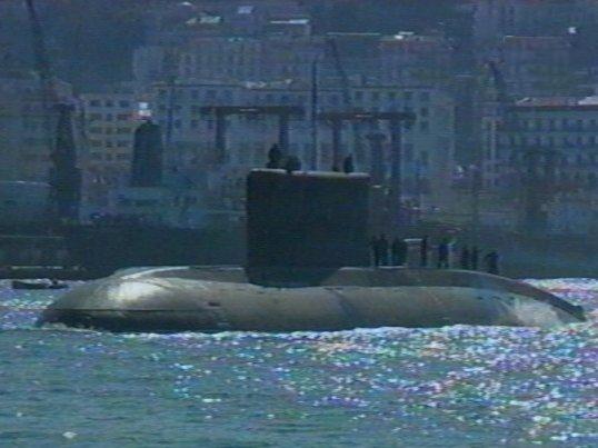 ملف:Submarine-Kilo-Algeria.JPG