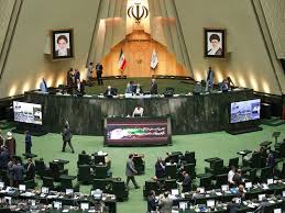 جلسة في البرلمان الإيراني.jpg