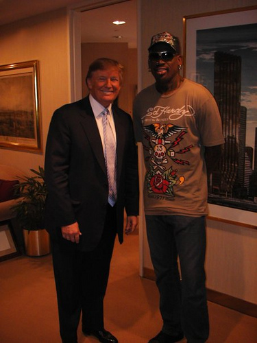 ملف:Trump and Rodman 2009.jpg