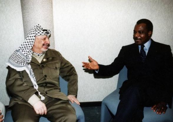 ملف:عرفات ورئيس الكونغو برازفيل، يونيو 1998.JPG