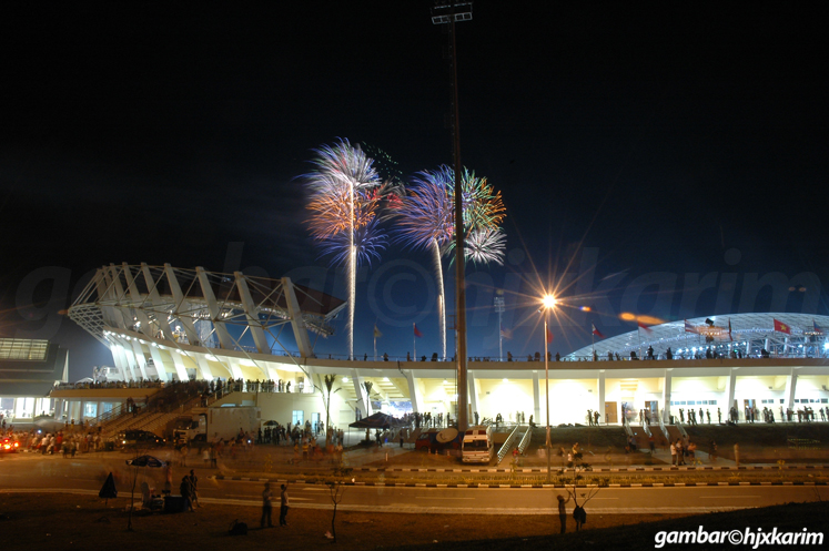 ملف:New Laos National Stadium.JPG