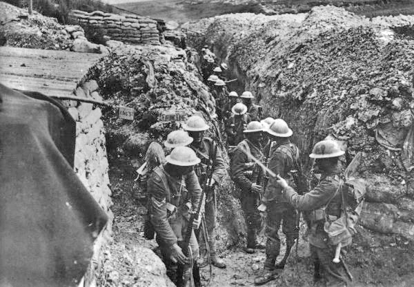 ملف:Lancashire Fusiliers trench Beaumont Hamel 1916.jpg