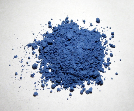ملف:Natural ultramarine pigment.jpg