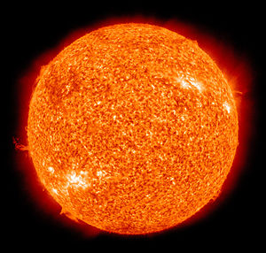 ملف:The Sun by the Atmospheric Imaging Assembly of NASA's Solar Dynamics Observatory - 20100801.jpg