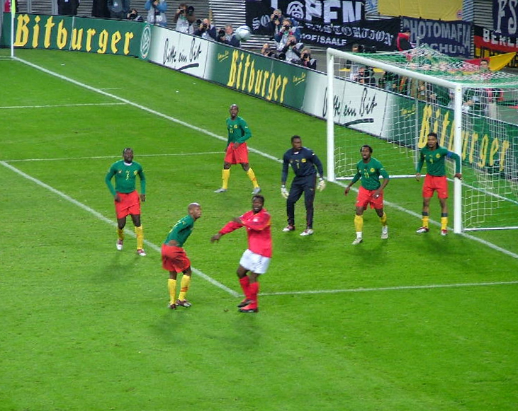 ملف:Cameroon vs Germany 2003.jpg