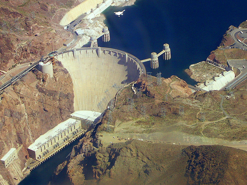 ملف:Hoover dam from air.jpg