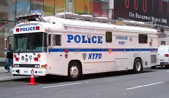 ملف:NYPD Command Unit.JPG