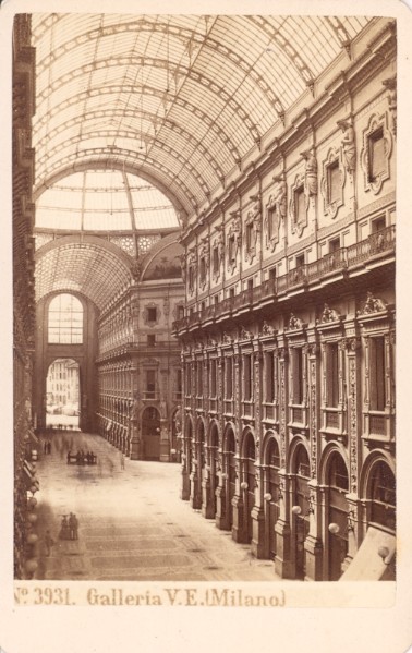 ملف:Sommer, Giorgio (1834-1914) - n. 3931 - Galleria V. E. (Milano).jpg