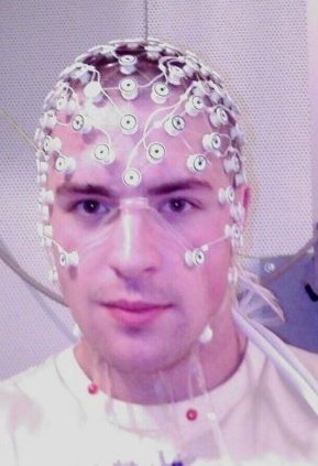 ملف:EEG cap.jpg