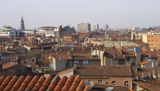 ملف:Toulouse toits depuis Boulbonne.jpg