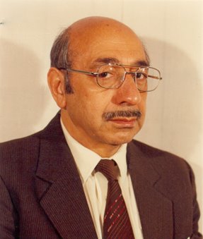 ملف:Shakir Khusbak.jpg