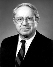 ملف:Lauch Faircloth.jpg