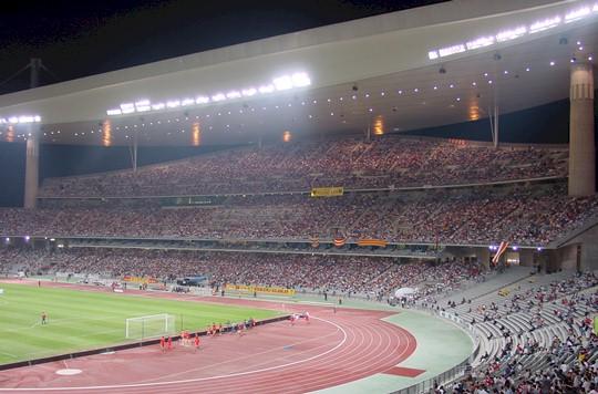 ملف:Atatürk Olympic Stadium Istanbul.jpg