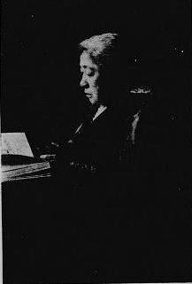 ملف:Hirooka Asako.jpg