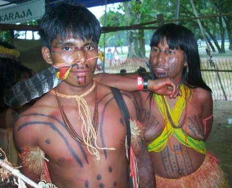 ملف:Brazilian-Indians.jpg