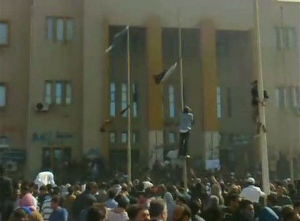 ملف:احتجاجات بنغازي 20 فبراير 2011.jpg