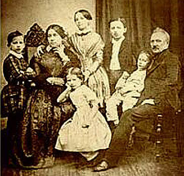 ملف:Tchaikovskys family in 1848 From left to right sitting Alexandra Andreevna Tchaikovska Alexandra Ippolit Ilya Petrovitch Tchai Family 2.jpg