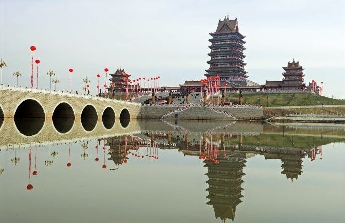 ملف:Temple of the Mother Goddess of the Yellow River in Qingtongxia, Ningxia.jpg
