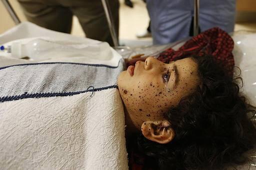 ملف:طفلة قتلت جراء الغارات الإسرائيلية على غزة، يوليو 2014.jpg