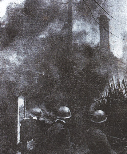 ملف:Shanghai 1932 japan burning.jpg