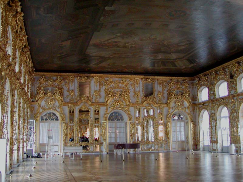 ملف:Catherine Palace ballroom.jpg