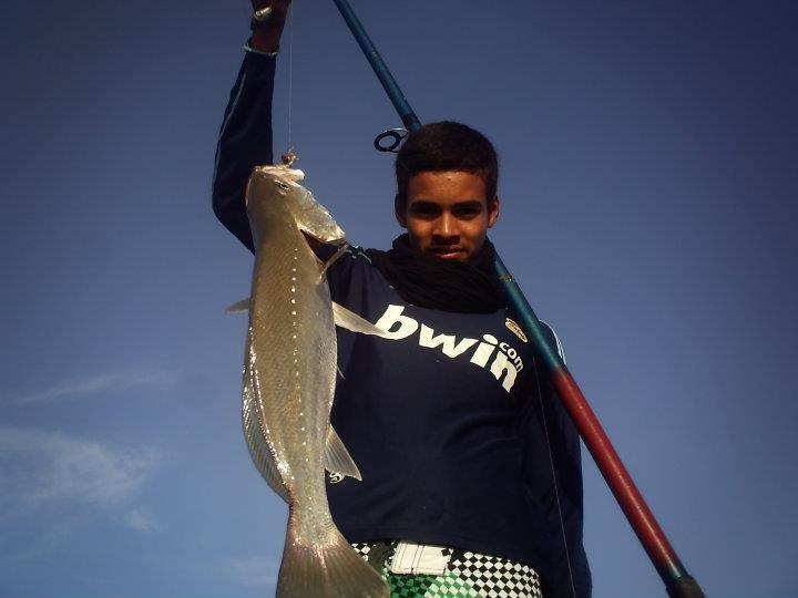 ملف:Fishing in Tarfaya.jpg