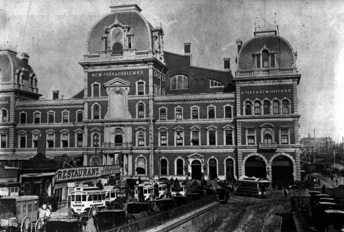 ملف:1880 Grand Central.jpg