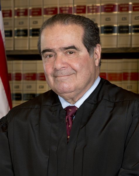 ملف:Antonin Scalia Official SCOTUS Portrait crop.jpg
