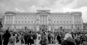 Buckingham Palace flags at half-mast 9 April 2021