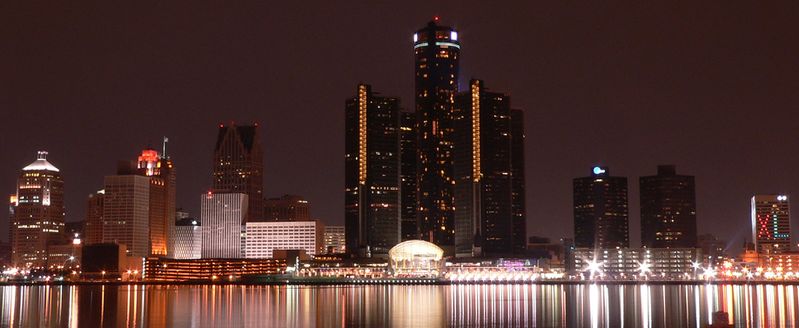 ملف:Detroit Night Skyline.JPG
