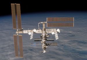 ISS after STS-116 in December 2006.jpg