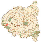 View of the commune of Sèvres in red on the map of Paris and the "Petite Couronne"