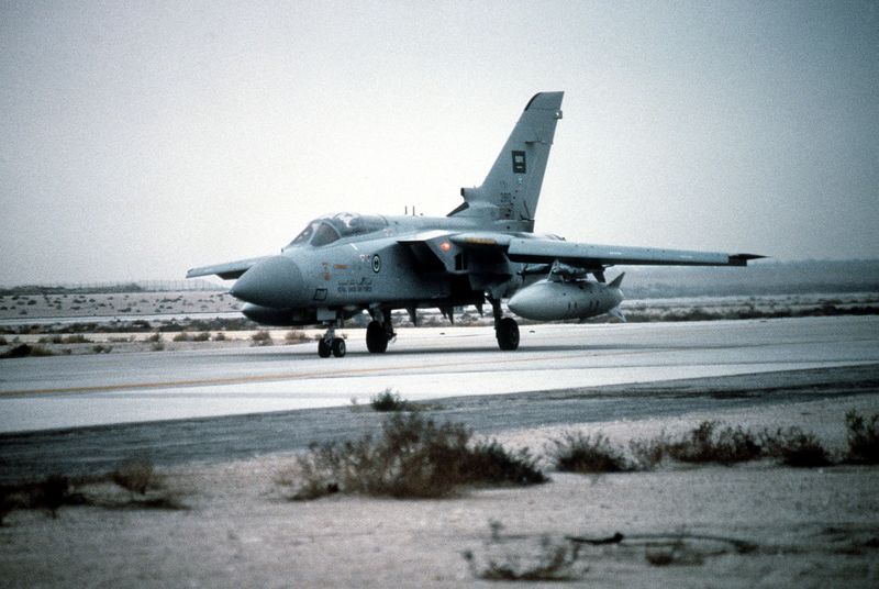 ملف:Tornado F3 RSAF Feb1991.jpeg
