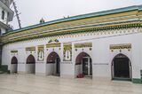 Shahjadpur Dargah Mosque 01.jpg