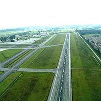 صورة لمدرج المطار الدولي أيل نويفو دورادو - بوغوتا - كولومبيا.