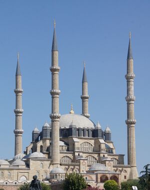 Selimiye Mosque (15051985908) (cropped).jpg